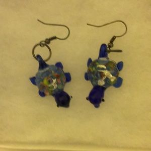 Blue turtle earrings